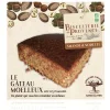 Bio-Mandelkuchen mit Haselnuss.