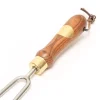 Handgabel mit 2 Zinken.
