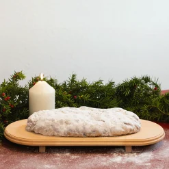 Holzbrett für Stollen.
