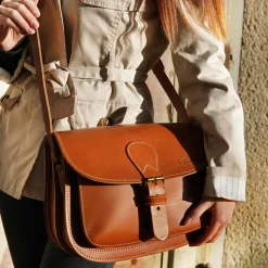 Lederhandtasche in Caramelbraun.