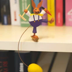 Pendelfigur Osterhase »Gärtner«.