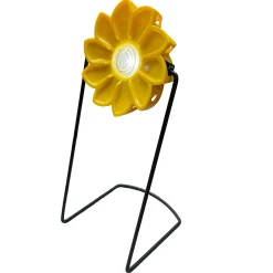Ständer für Little Sun-Solarleuchte.